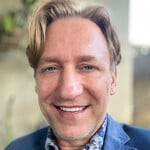 testimonial-profile